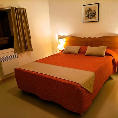 Du Gua Des Brasses Au Bord Du De La Raviège Casa vacanze *